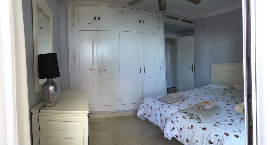 Sinfonia Del Mar Apartment Estepona Dış mekan fotoğraf