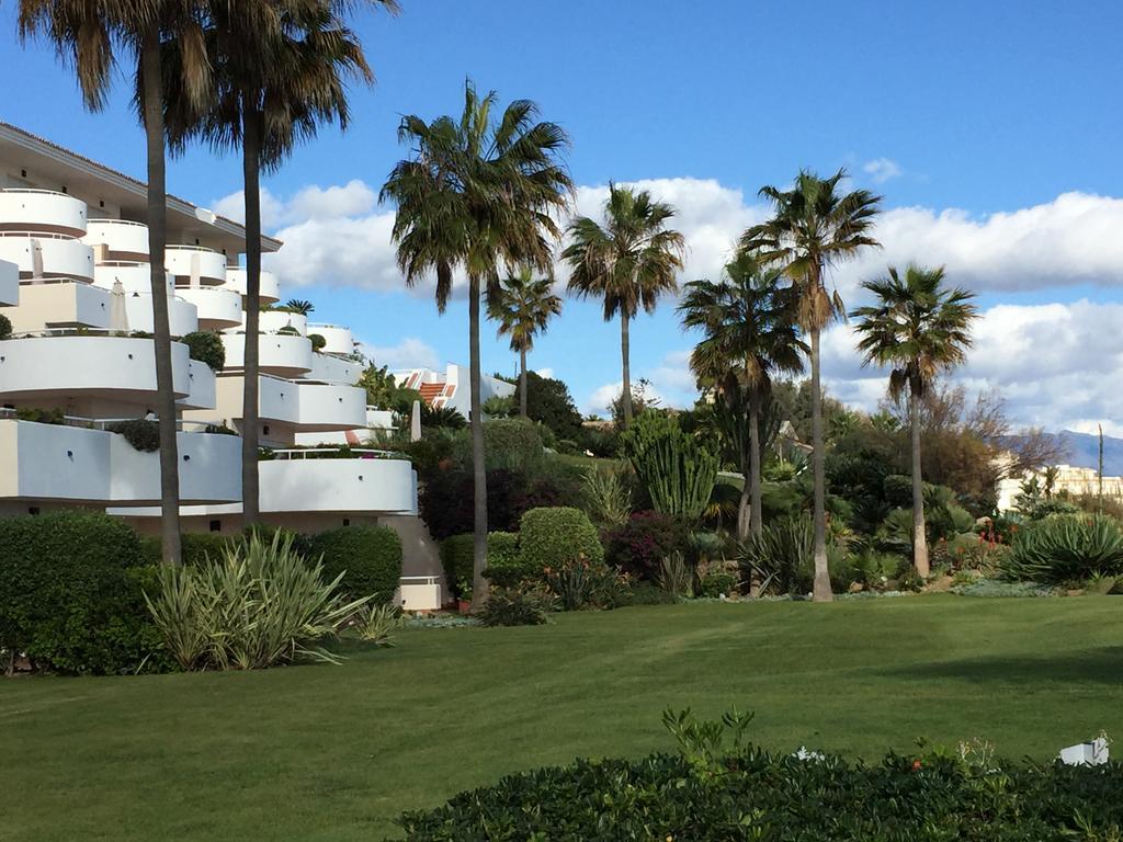 Sinfonia Del Mar Apartment Estepona Dış mekan fotoğraf